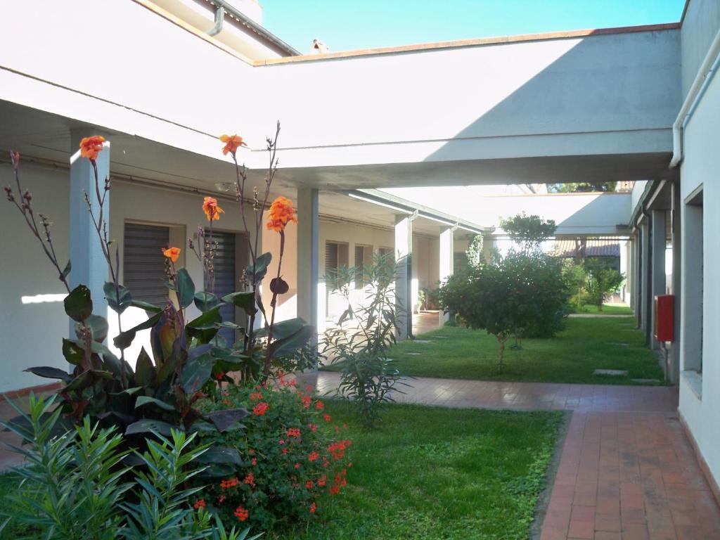 Rta Airone Aparthotel Orbetello Exterior photo
